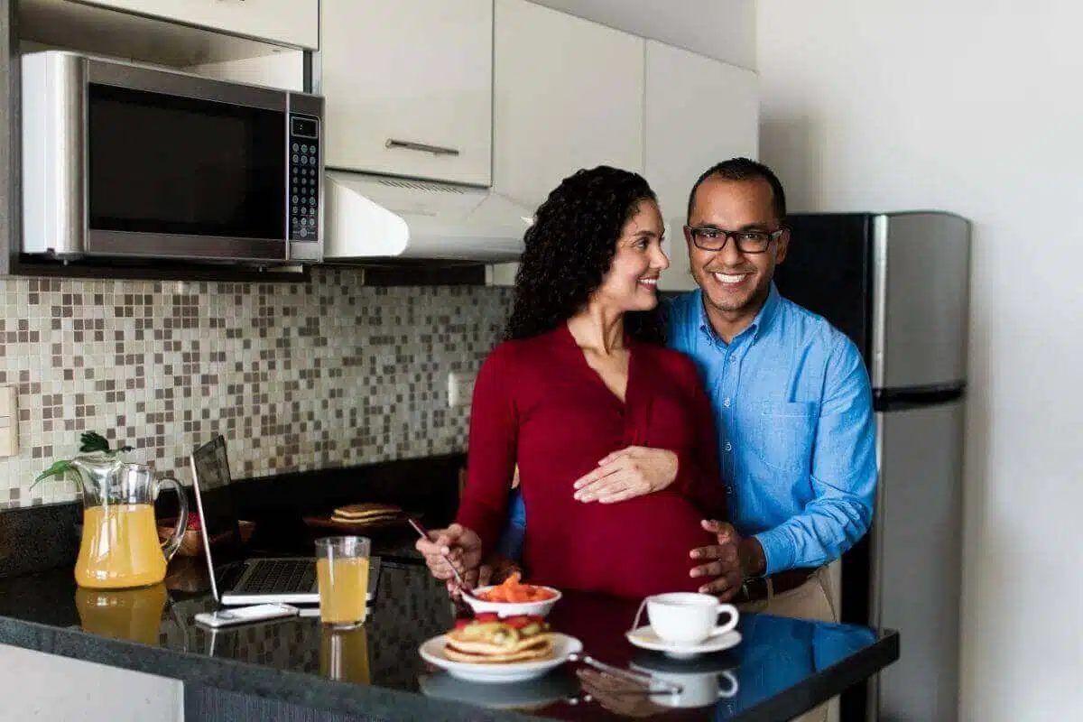 O que o homem deve fazer para engravidar sua esposa